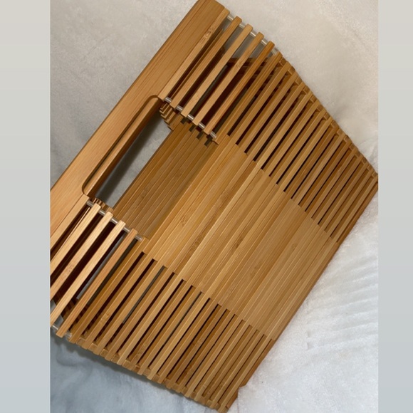 Handbag - Picture 2 of 4